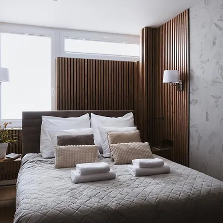 דירה Saski Zakatek ורשה